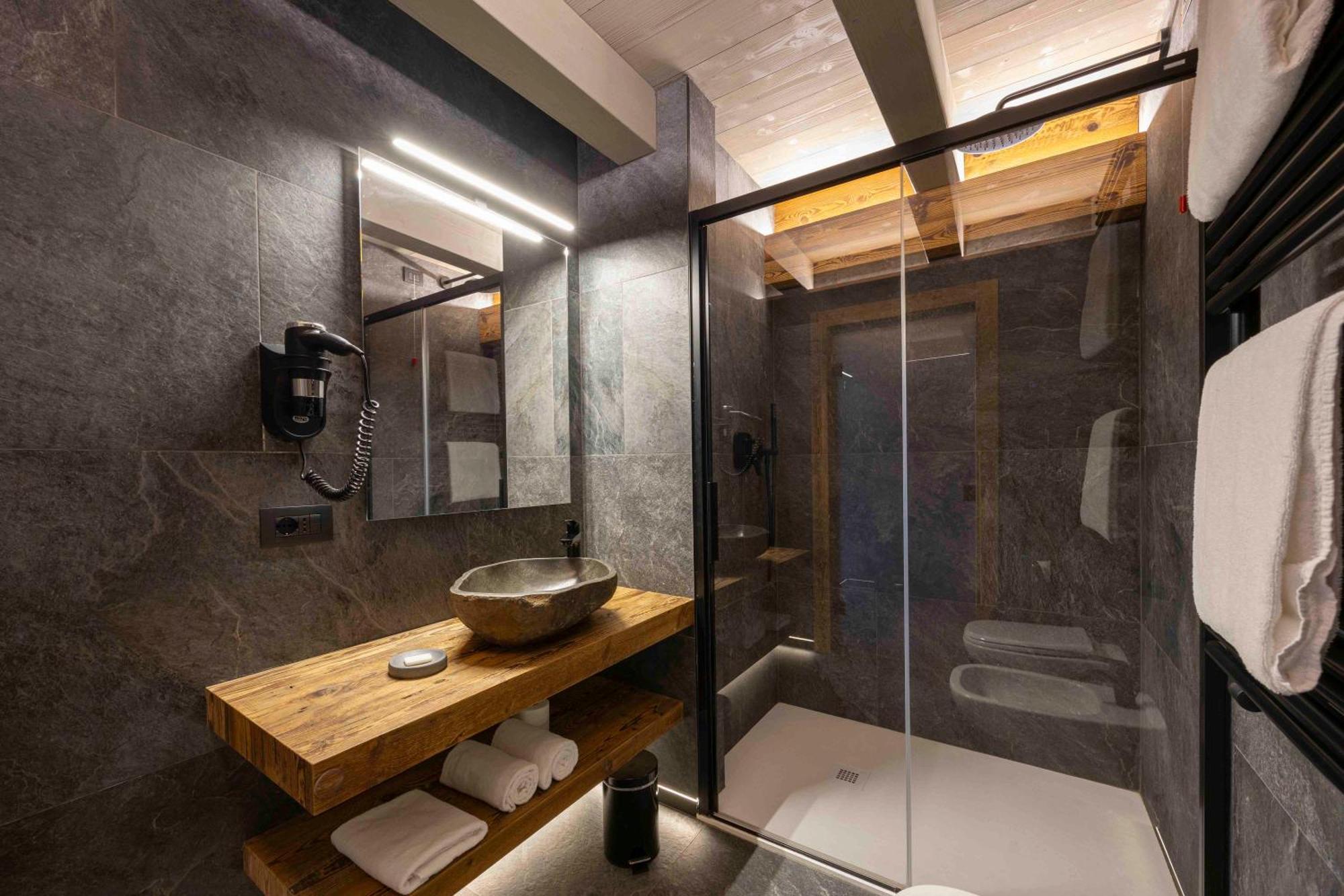 Hotel Miralago Мизурина Екстериор снимка